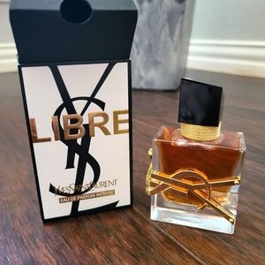 YSL Yves Saint Laurent Libre Intense 1.0 Oz 30ml Eau de parfum fragrance